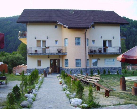 برانْ Complex La Valtoare المظهر الخارجي الصورة